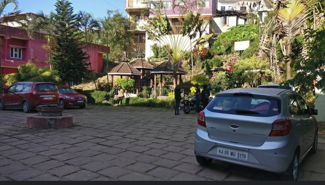 โรงแรมฮิลล์ทาวน์ KODAGU ภายนอก รูปภาพ